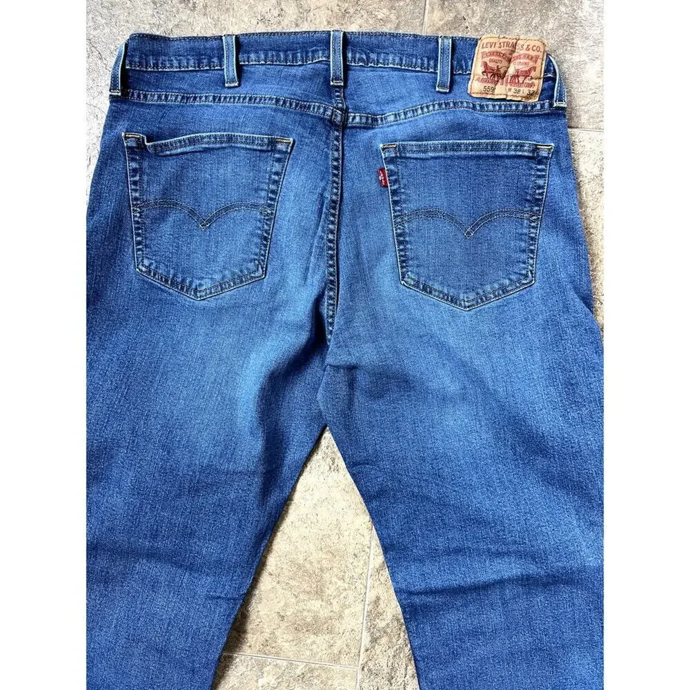 Levis pre owned